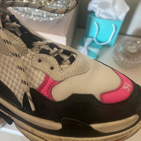 SOLD - Picture 11 of 16